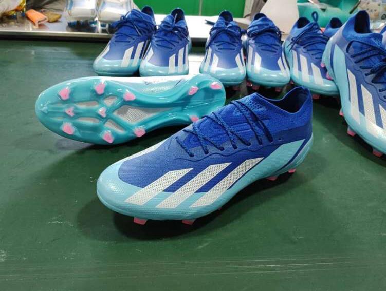 X CRAZYFAST MESSI.1 FG Size 39-45-56516003